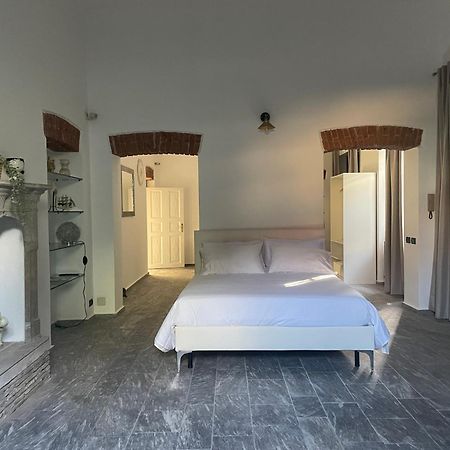 Villa Simona Malpensa Gallarate Buitenkant foto