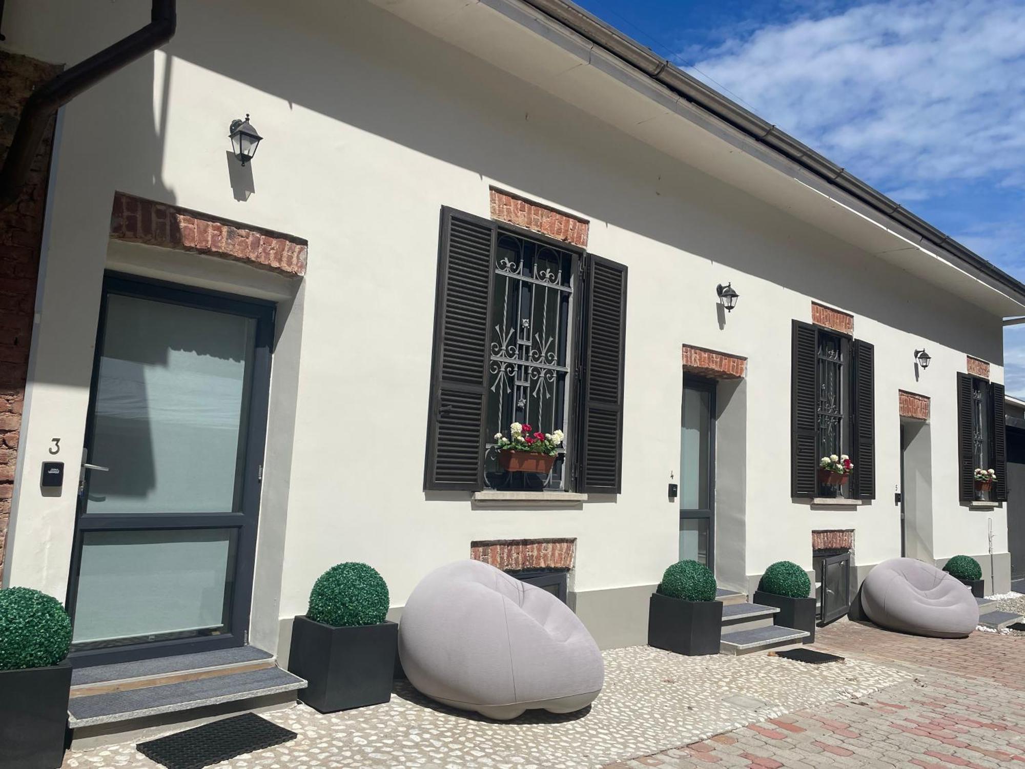 Villa Simona Malpensa Gallarate Buitenkant foto