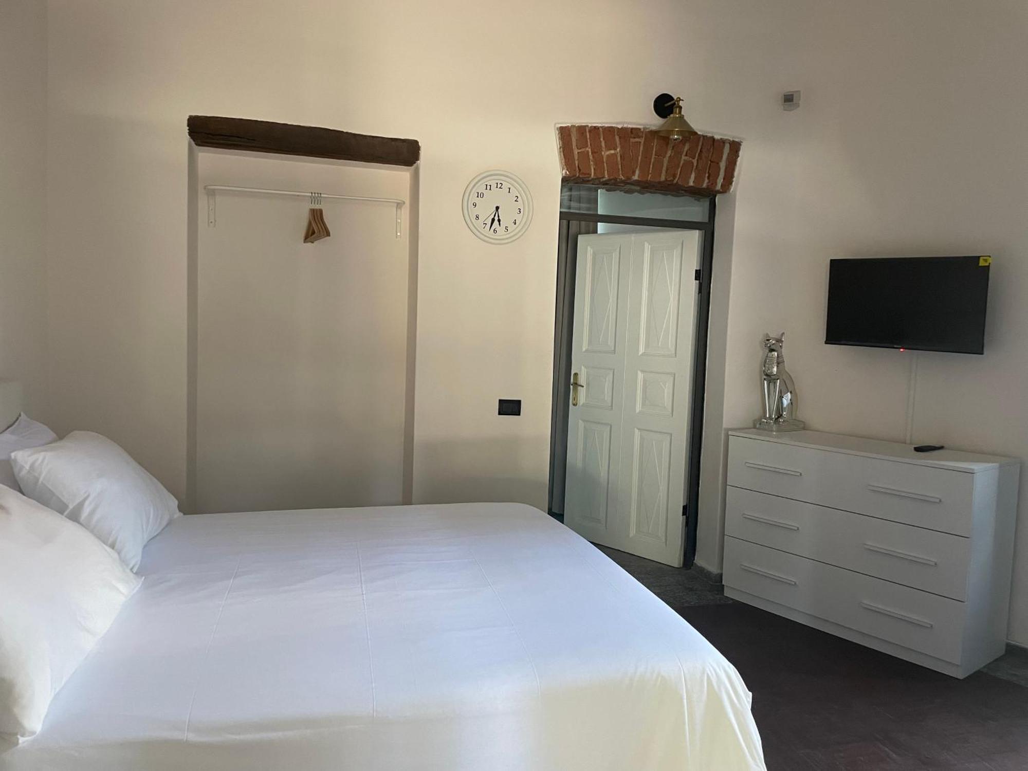 Villa Simona Malpensa Gallarate Buitenkant foto