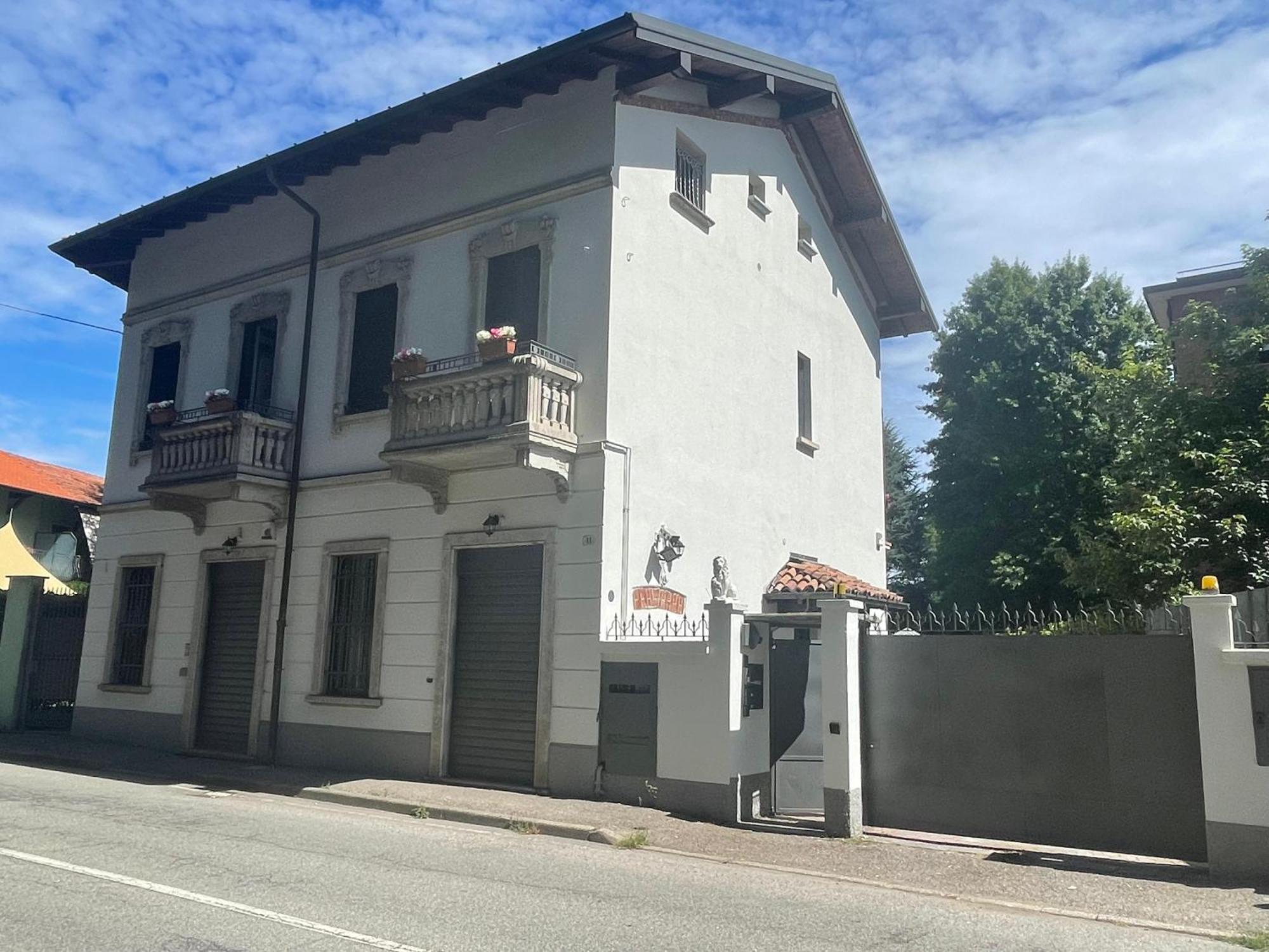 Villa Simona Malpensa Gallarate Buitenkant foto