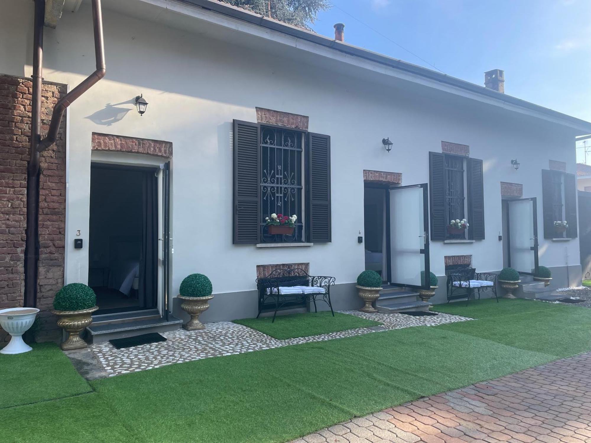 Villa Simona Malpensa Gallarate Buitenkant foto